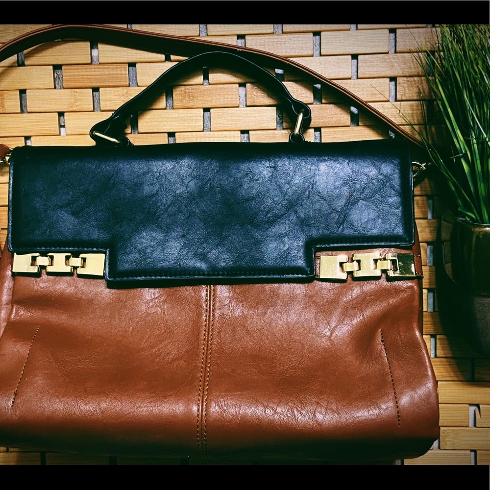 Leather Ladies Messenger Bag